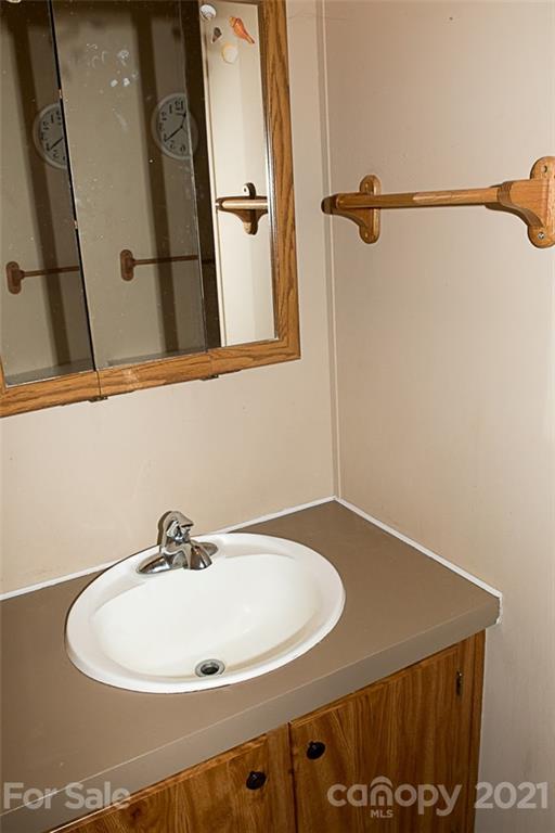 1000 Halewood Road Marshall, NC 28753 - Photo 14 of 48 Gallery Image 14