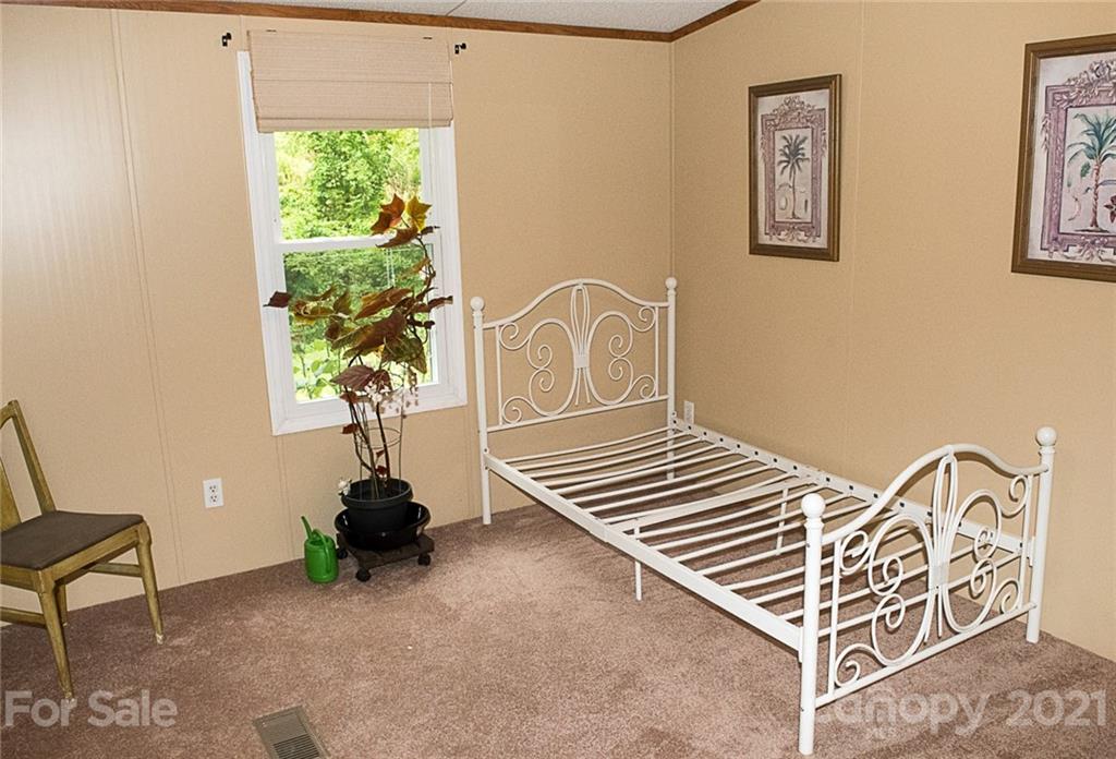 1000 Halewood Road Marshall, NC 28753 - Photo 19 of 48 Gallery Image 19