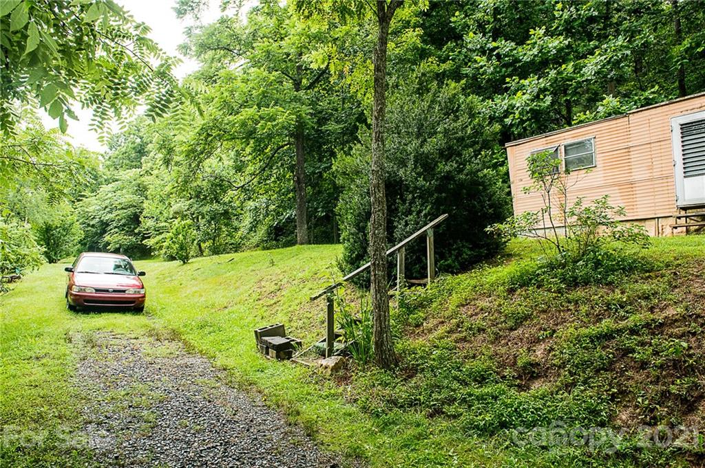 1000 Halewood Road Marshall, NC 28753 - Photo 7 of 48 Gallery Image 7
