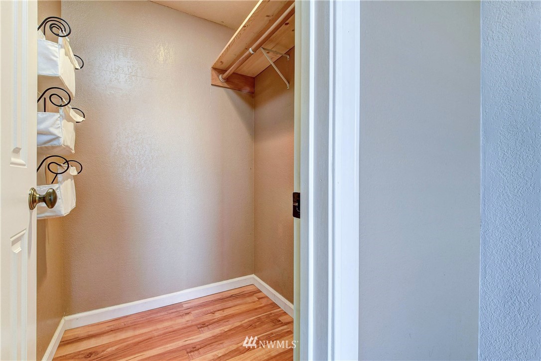 22309 4th Avenue Southeast Bothell, WA 98021 - Photo 22 of 32