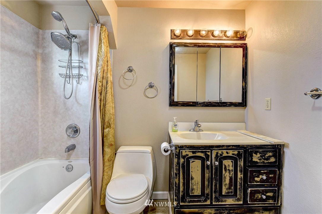 22309 4th Avenue Southeast Bothell, WA 98021 - Photo 23 of 32