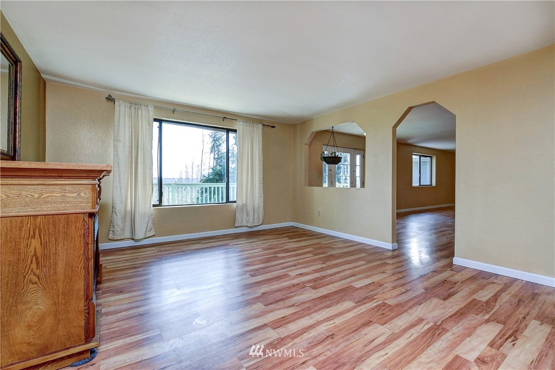 22309 4th Avenue Southeast Bothell, WA 98021 - Photo 6 of 32