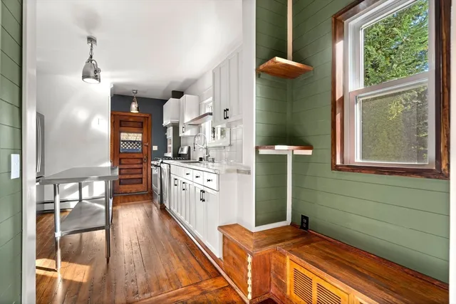 $3,300 | 23 Brayton Road, Unit 23, Boston, MA 02135