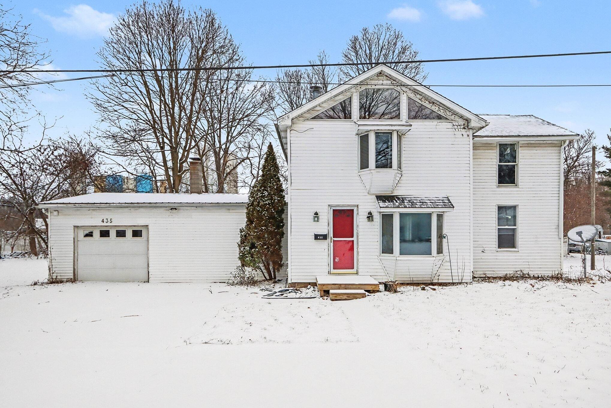 435 Prospect Street Constantine, MI 49042 - Photo 2 of 20 002_file_8669