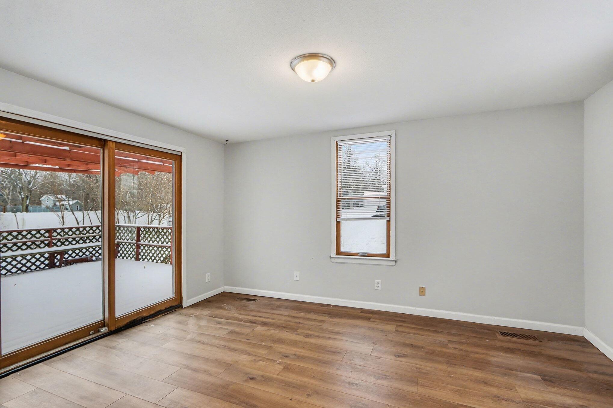 435 Prospect Street Constantine, MI 49042 - Photo 5 of 20 005_file_7791