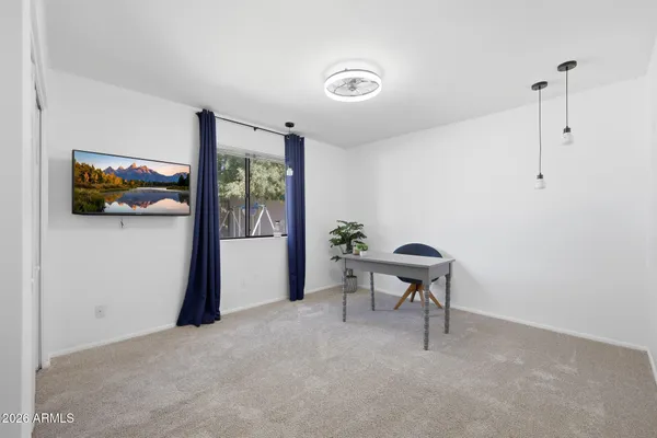 $725,000 | 4350 East Winchcomb Drive, Phoenix, AZ 85032