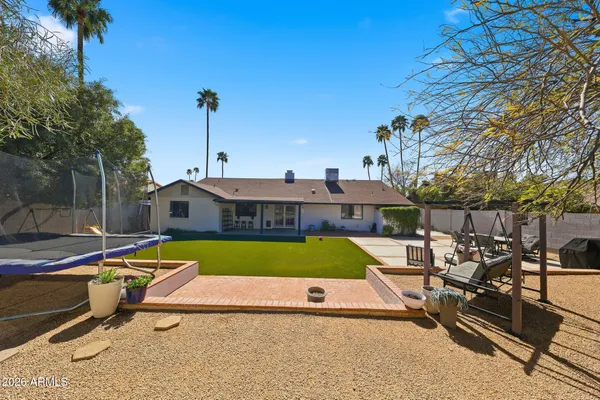 $725,000 | 4350 East Winchcomb Drive, Phoenix, AZ 85032
