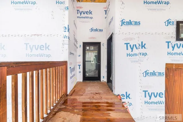 $2,500,000 | 115068 Highway 89, Alpine, WY 83128