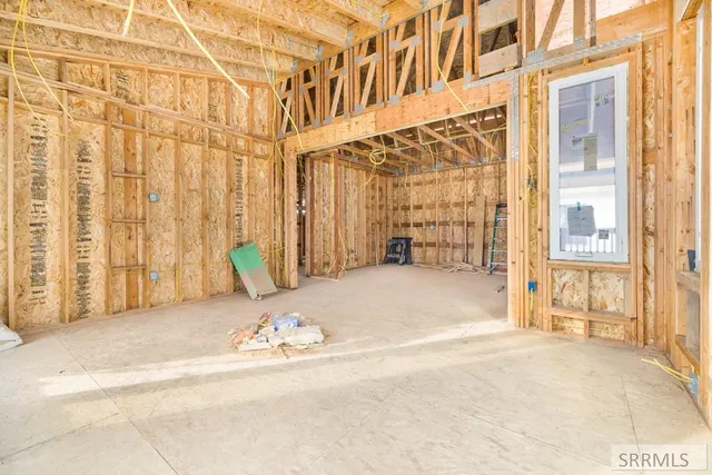 $2,500,000 | 115068 Highway 89, Alpine, WY 83128