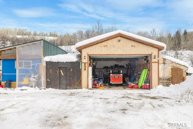 $2,500,000 | 115068 Highway 89, Alpine, WY 83128