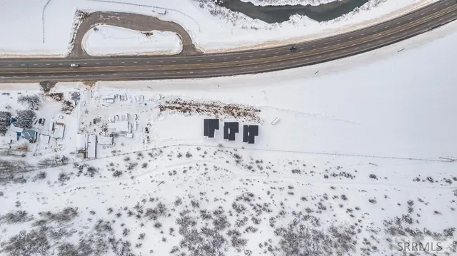 $2,500,000 | 115068 Highway 89, Alpine, WY 83128