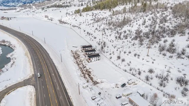 $2,500,000 | 115068 Highway 89, Alpine, WY 83128