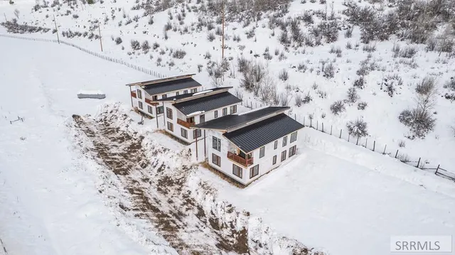 $2,500,000 | 115068 Highway 89, Alpine, WY 83128