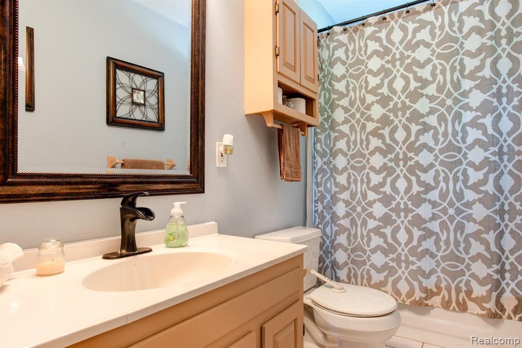 3545 Rush Lake Road Pinckney, MI 48169 - Photo 27 of 41