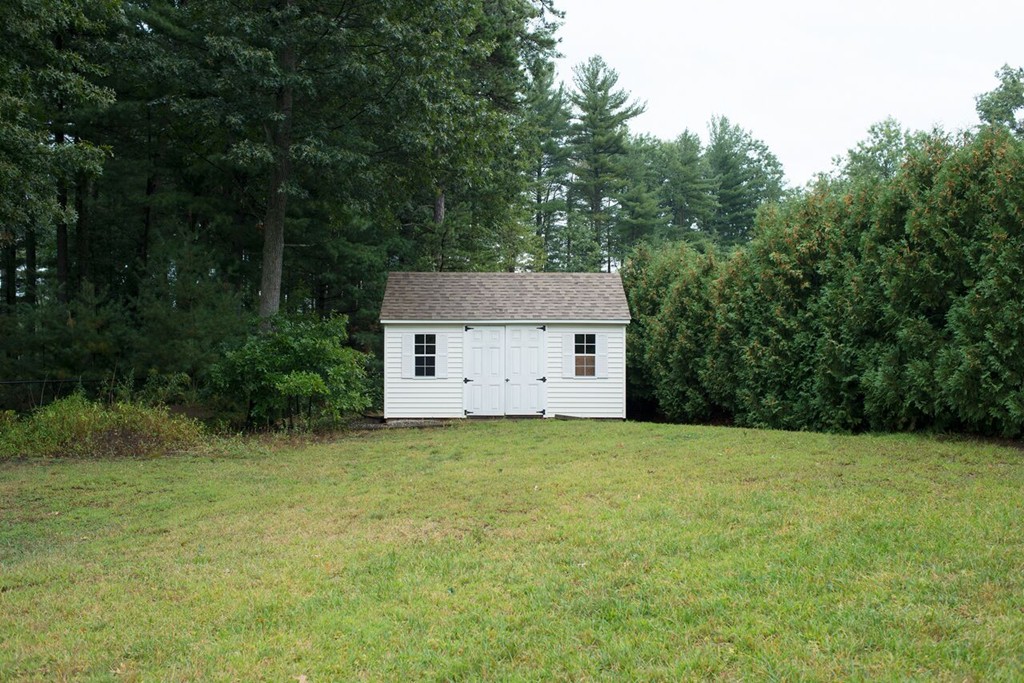 155 Root Road Westfield, MA 01085 - Photo 5 of 30 Gallery Image 5