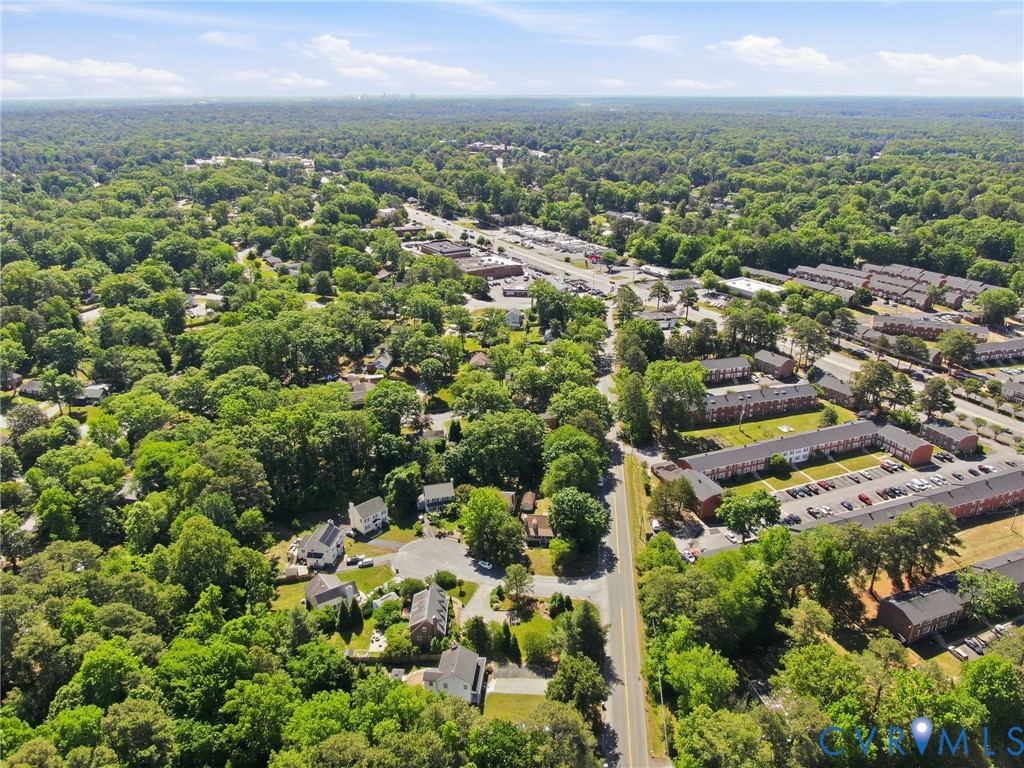 9110 Gayton Road Henrico, VA 23229 - Photo 47 of 54 an aerial view of multiple house