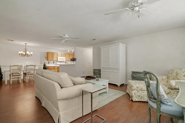 $189,900 | 4323 Lotus Court, Unit A, Murrells Inlet, SC 29576