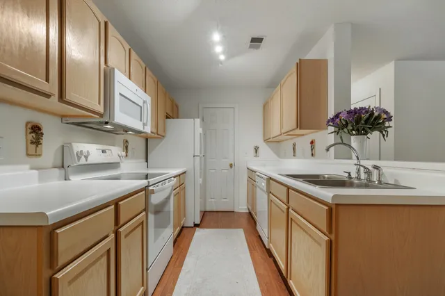 $189,900 | 4323 Lotus Court, Unit A, Murrells Inlet, SC 29576