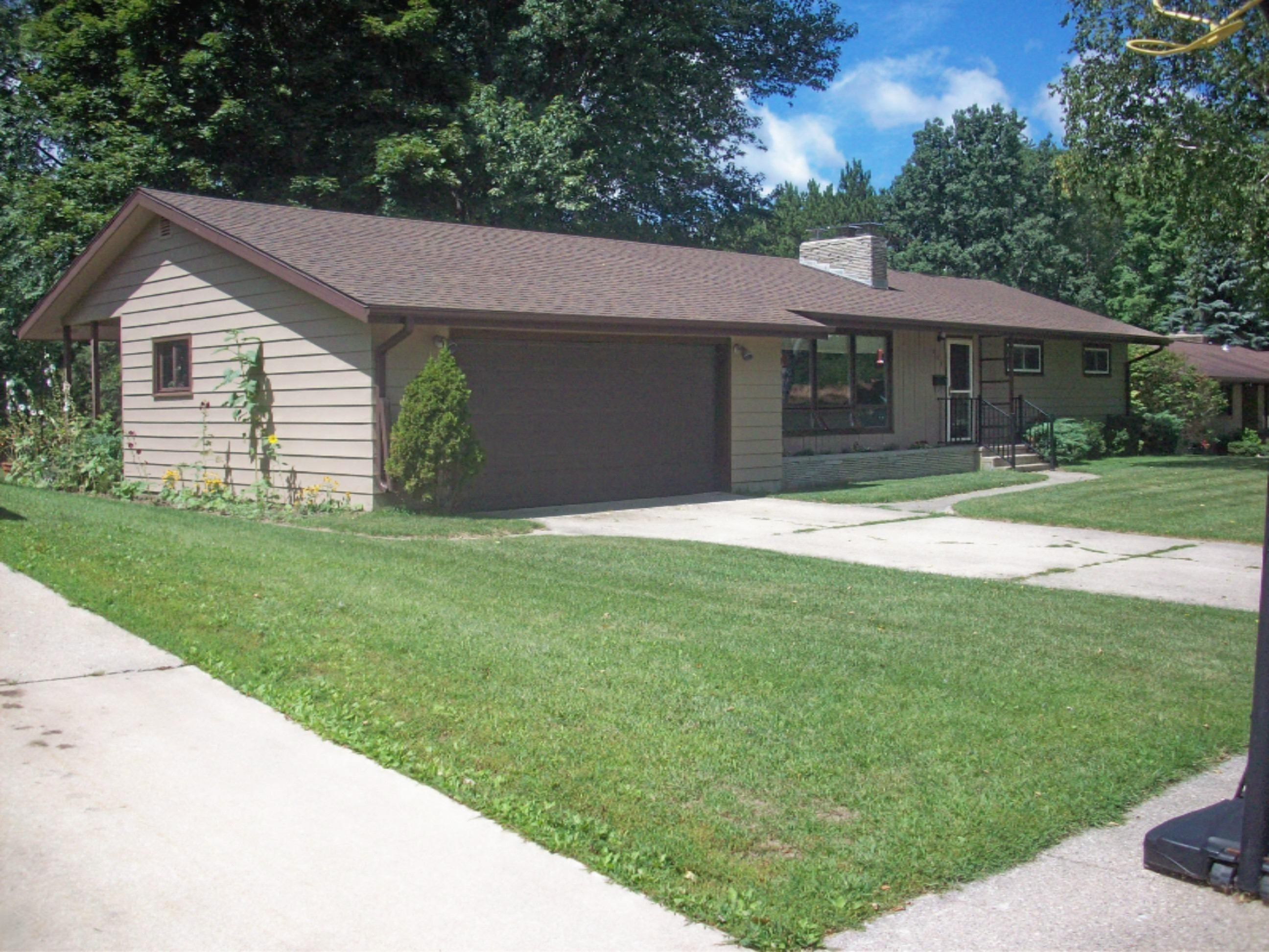 305 Tomahawk Lane Reed City, MI 49677 - Photo 3 of 22 100_3287