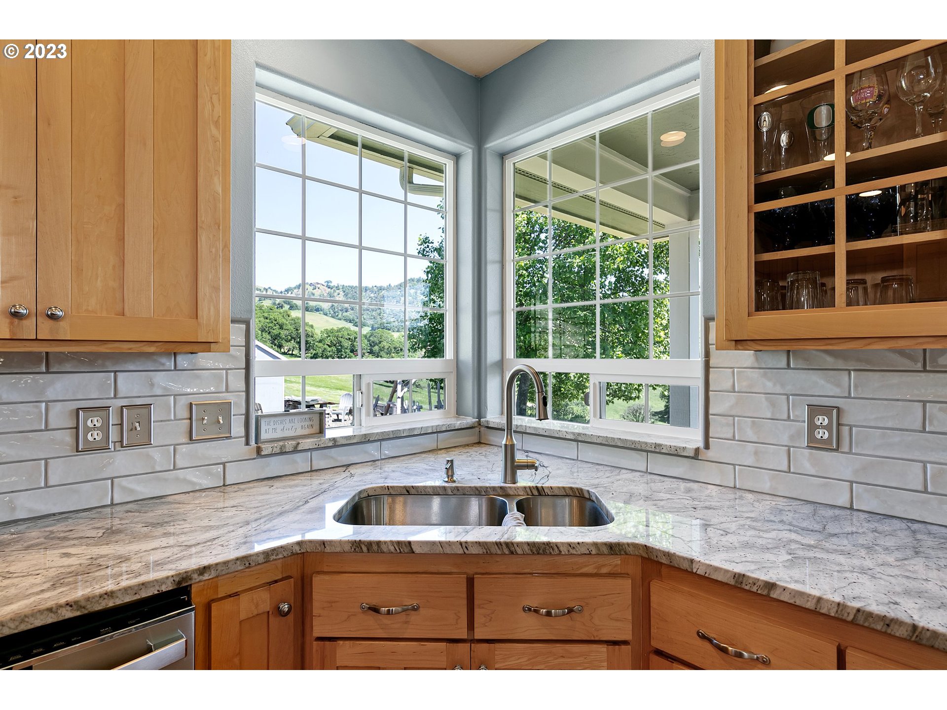 350 Temple Brown Road Roseburg, OR 97470 - Photo 12 of 48 Gallery Image 12