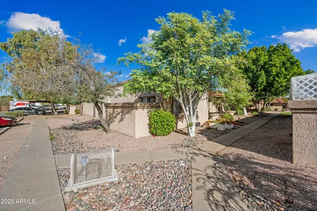 $1,400 | 93 North Cooper Road, Unit 6, Chandler, AZ 85225