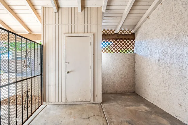 $1,400 | 93 North Cooper Road, Unit 6, Chandler, AZ 85225