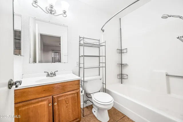 $1,400 | 93 North Cooper Road, Unit 6, Chandler, AZ 85225