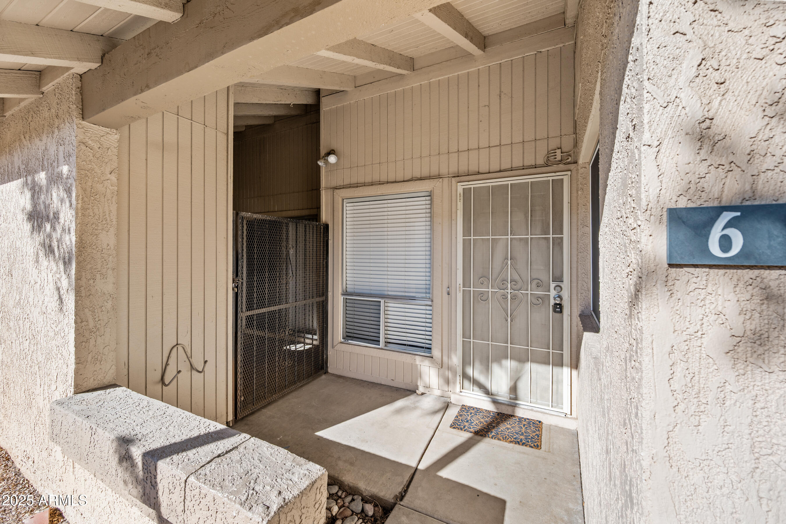 93 North Cooper Road, Unit 6 Chandler, AZ 85225 - Photo 3 of 20 3-92NCR6-ocupix-