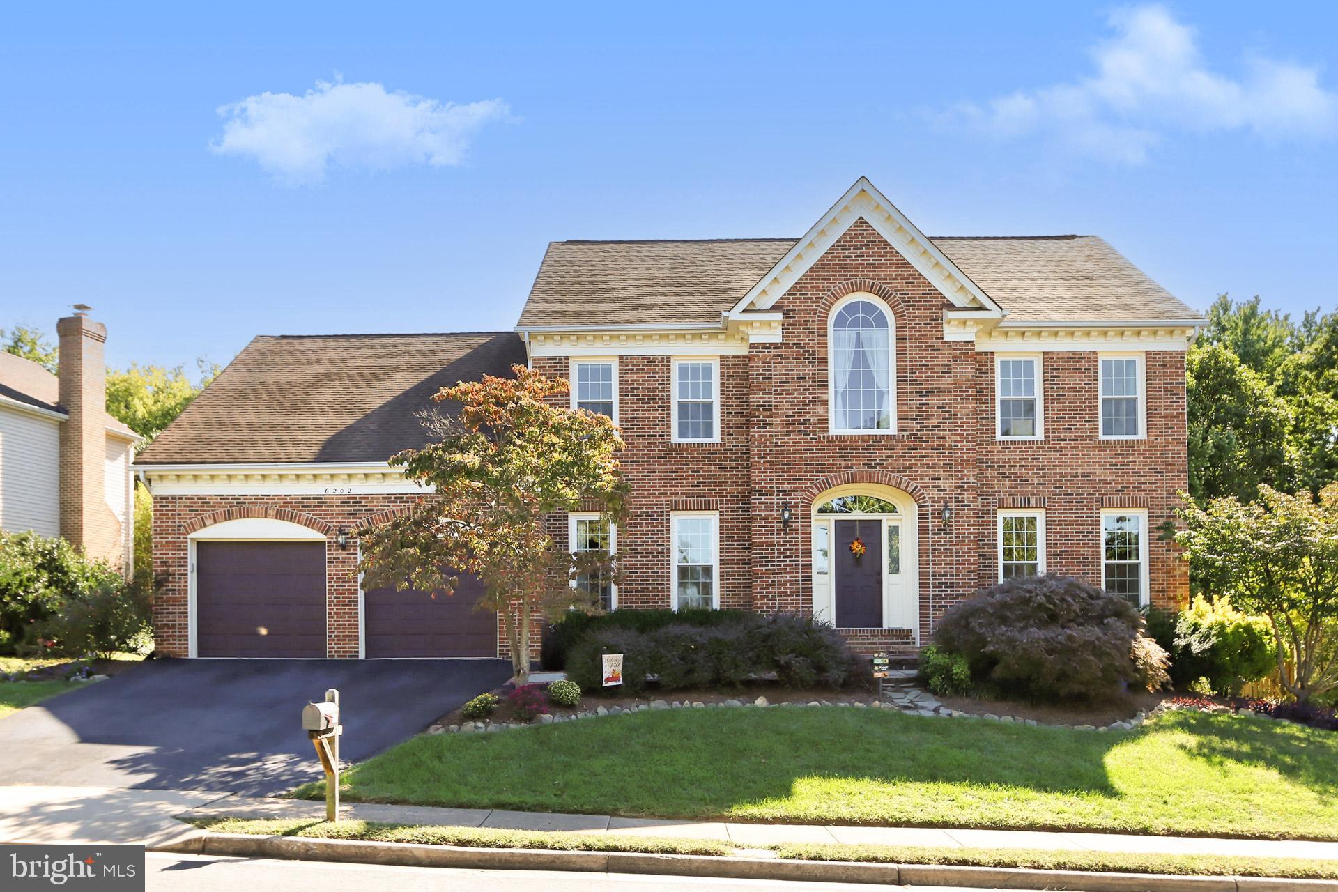 6202 Sandstone Way Clifton, VA 20124 - Photo 1 of 54