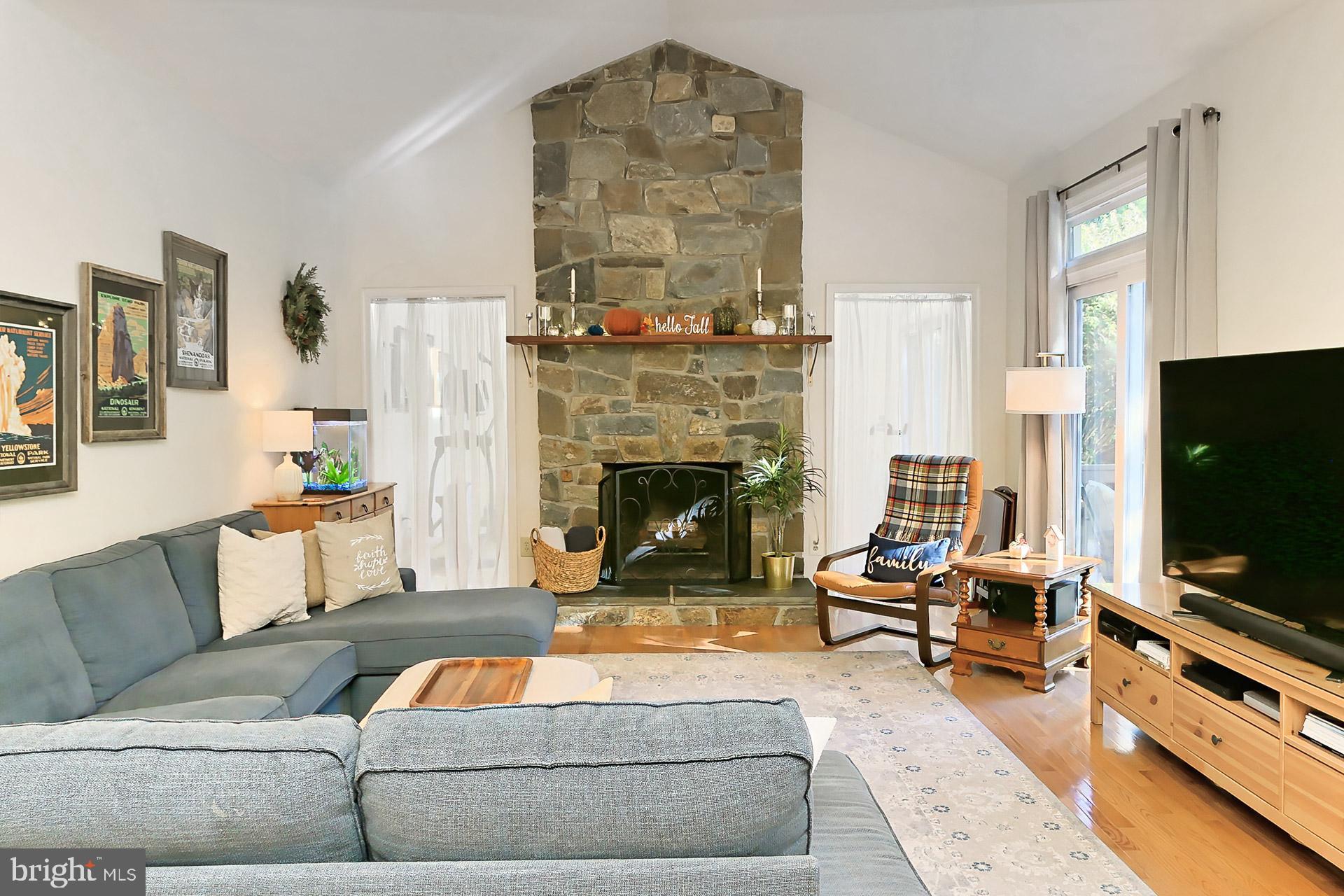 6202 Sandstone Way Clifton, VA 20124 - Photo 14 of 54