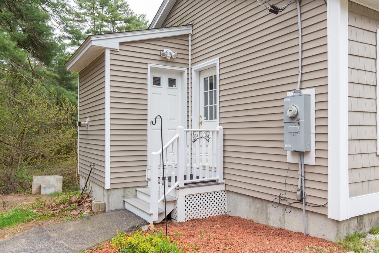 815 Bachelder Road Pembroke, NH 03275 - Photo 47 of 50