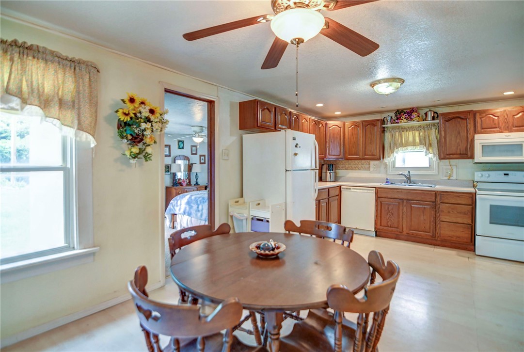 1739 North Gulick Avenue Decatur, IL 62526 - Photo 17 of 24