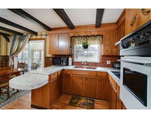 396 Millville Road Uxbridge, MA 01569 - Photo 3 of 16 Gallery Image 3