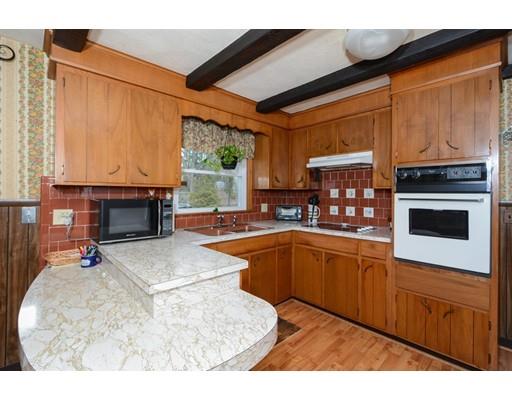 396 Millville Road Uxbridge, MA 01569 - Photo 4 of 16 Gallery Image 4