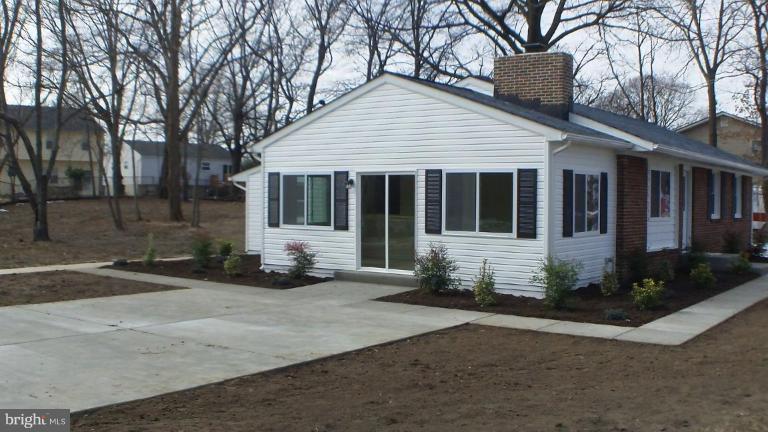 1827 Division Road Pasadena, MD 21122 - Photo 7 of 11 Exterior #2