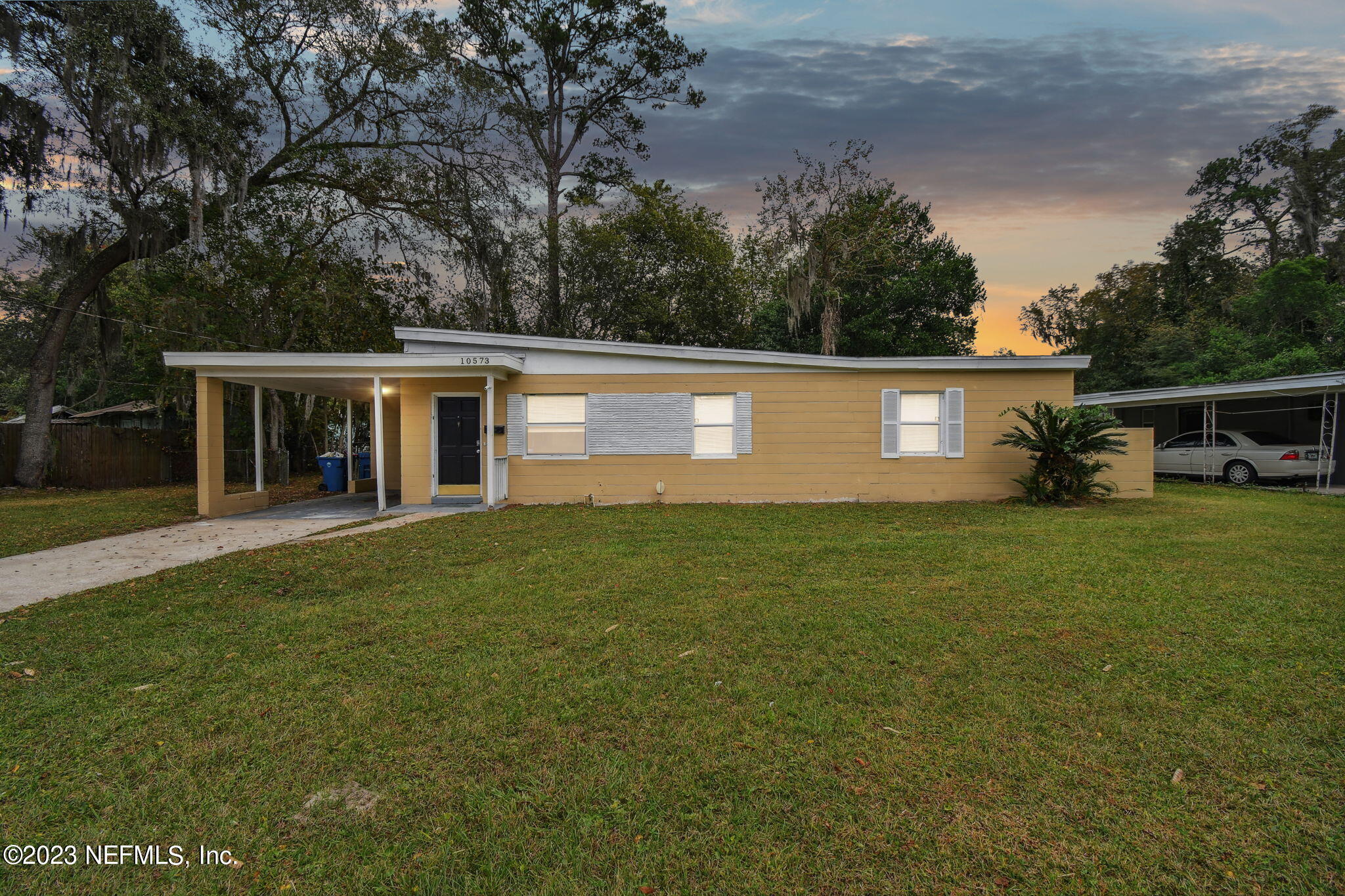 10573 Rutgers Road Jacksonville, FL 32218 - Photo 1 of 39 1-DSC_7419t