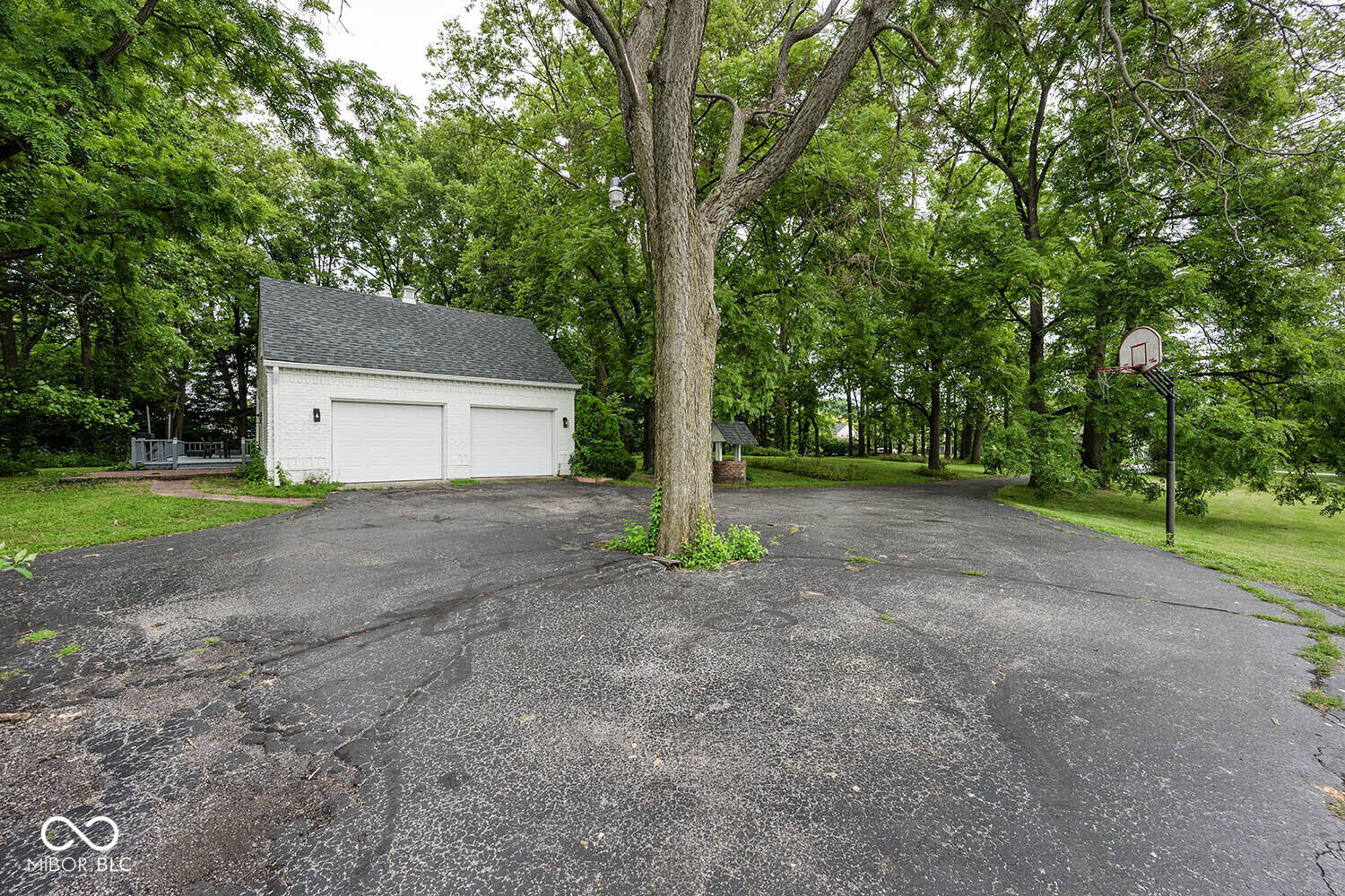 8404 Oaklandon Road Indianapolis, IN 46236 - Photo 50 of 75 Gallery Image 50