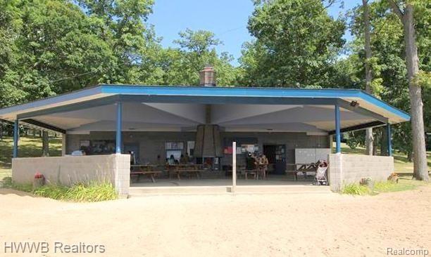 4141 Mapleleaf Road Waterford, MI 48328 - Photo 23 of 25 The Pavillion.jpg