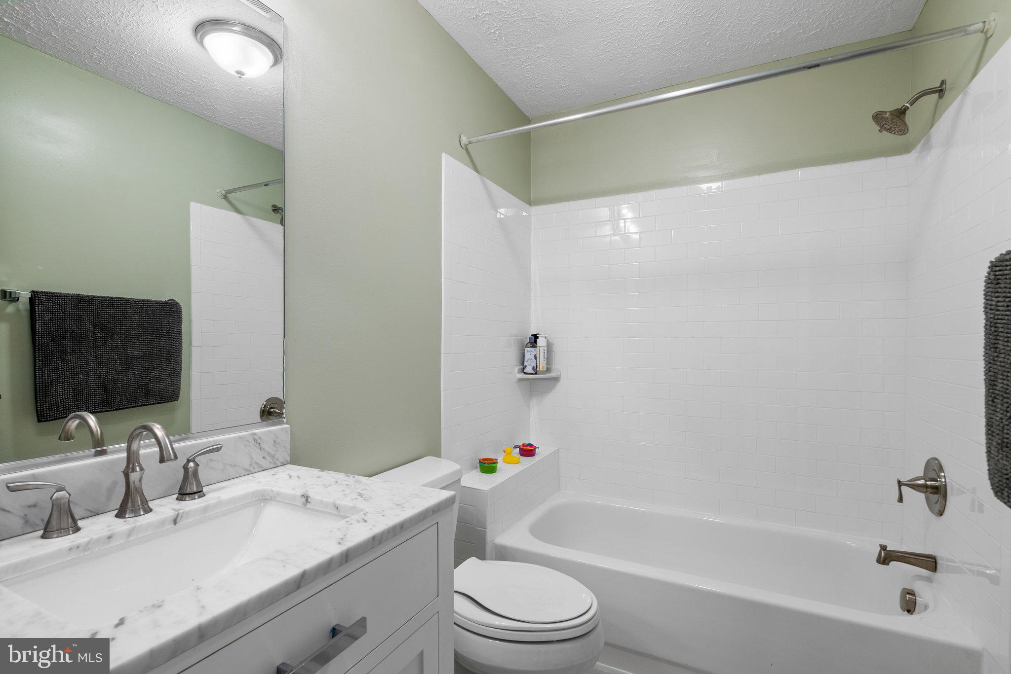 18631 Clovercrest Circle Olney, MD 20832 - Photo 17 of 29