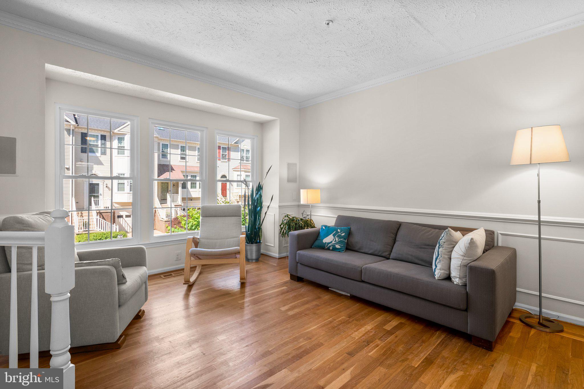 18631 Clovercrest Circle Olney, MD 20832 - Photo 2 of 29