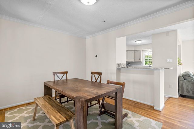 $565,000 | 18631 Clovercrest Circle, Olney, MD 20832