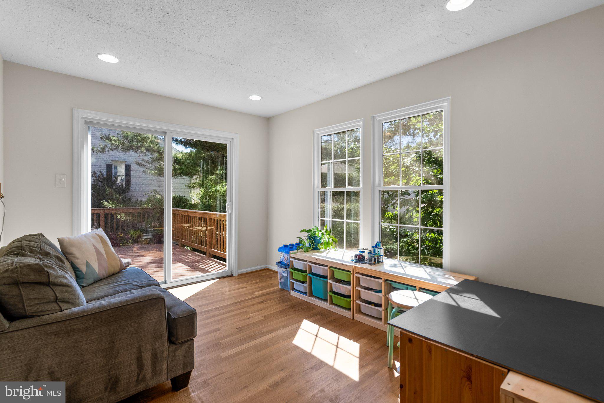 18631 Clovercrest Circle Olney, MD 20832 - Photo 6 of 29