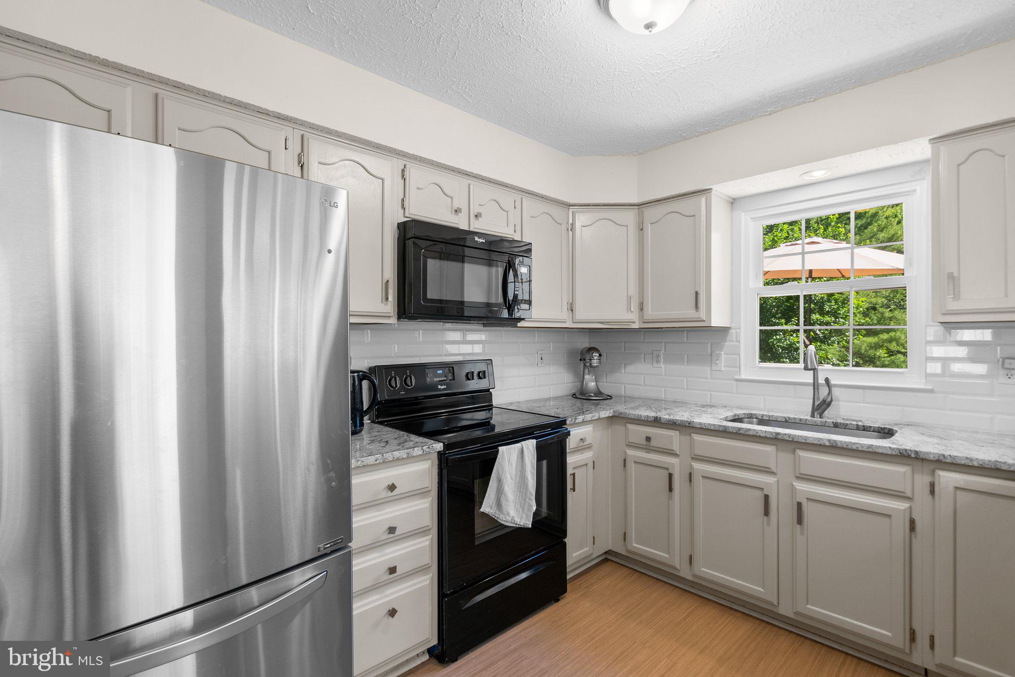 18631 Clovercrest Circle Olney, MD 20832 - Photo 8 of 29