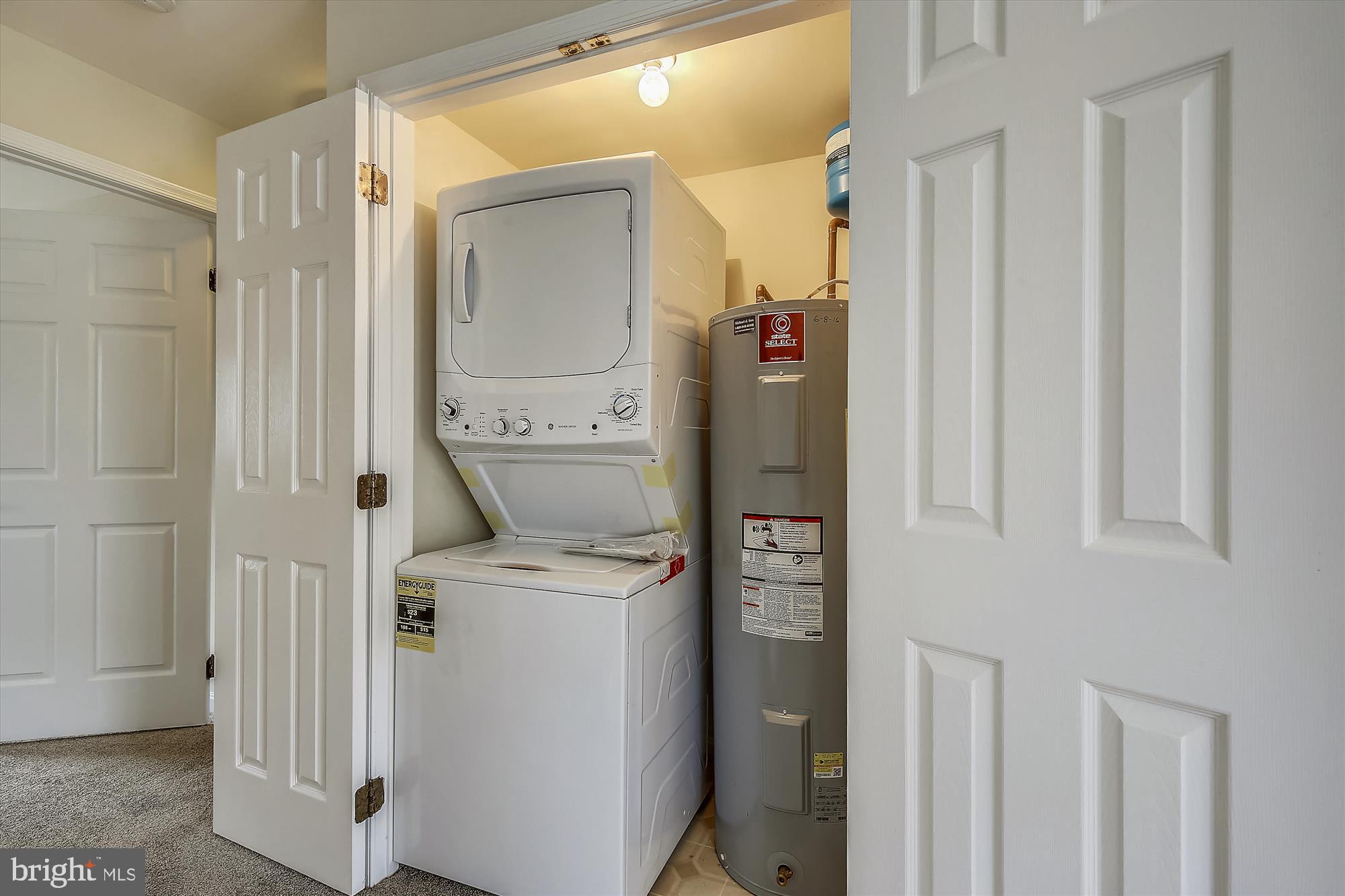 3418 Briars Road Brookeville, MD 20833 - Photo 26 of 32 Apartment separate laundry