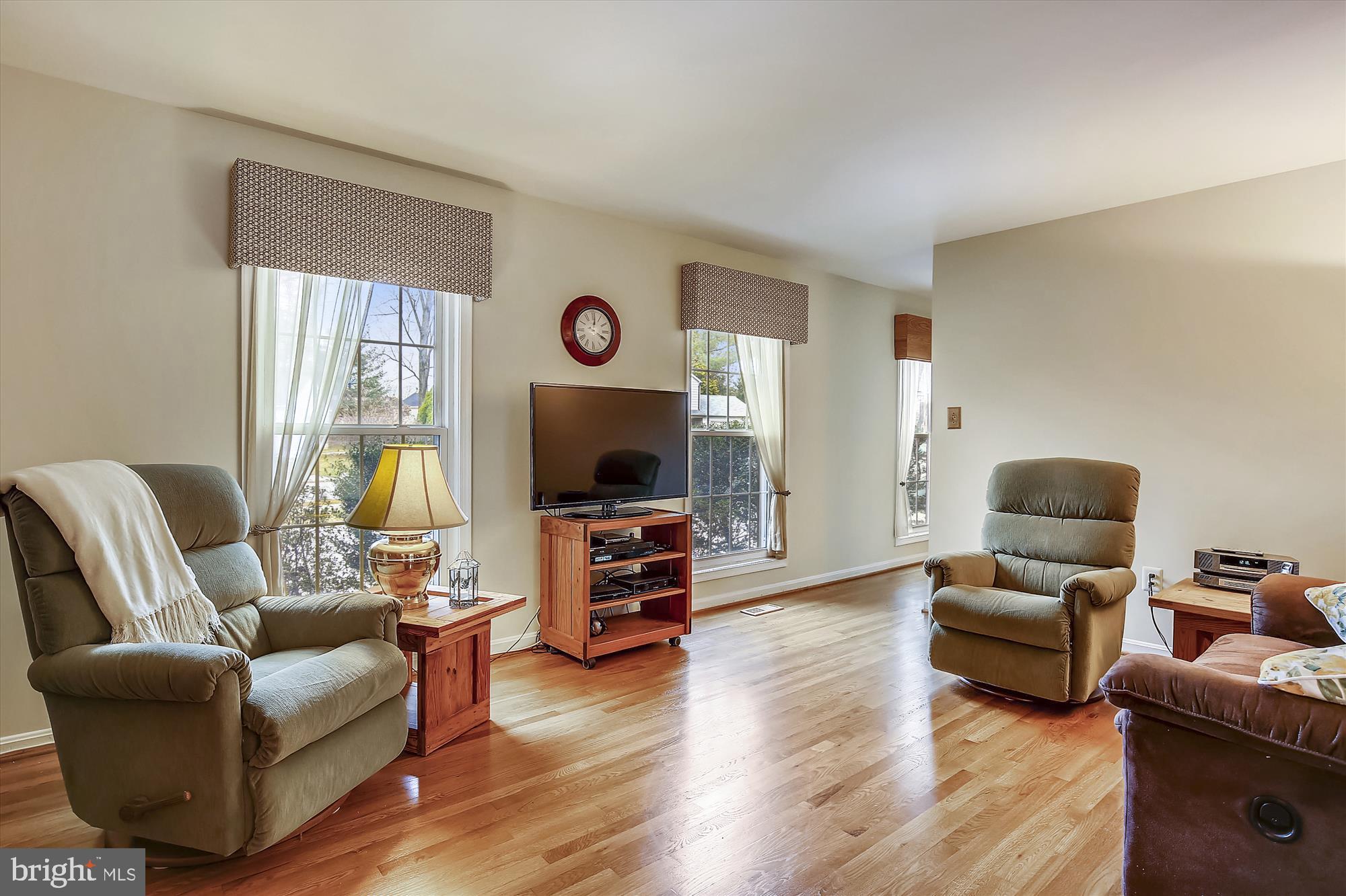 3418 Briars Road Brookeville, MD 20833 - Photo 5 of 32