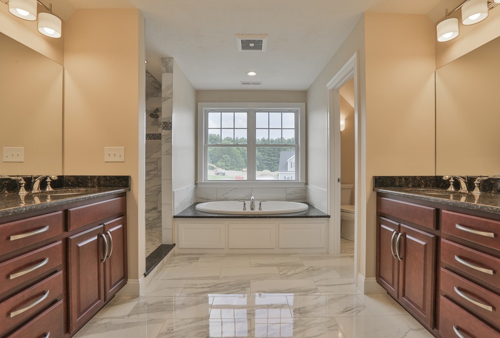 49 Douglas Road Littleton, MA 01460 - Photo 4 of 22 Gallery Image 4