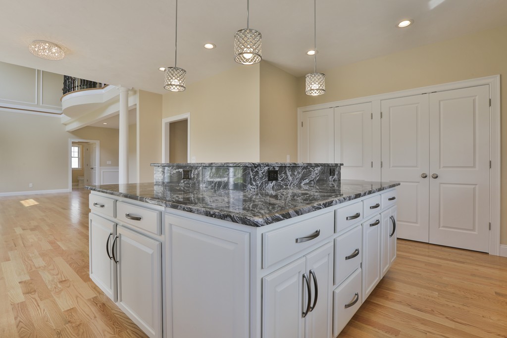 49 Douglas Road Littleton, MA 01460 - Photo 6 of 22 Gallery Image 6