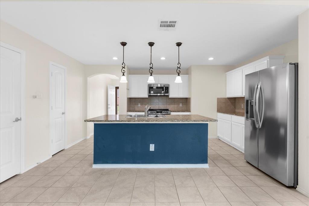 2142 Rubin Road Fate, TX 75189 - Photo 7 of 32