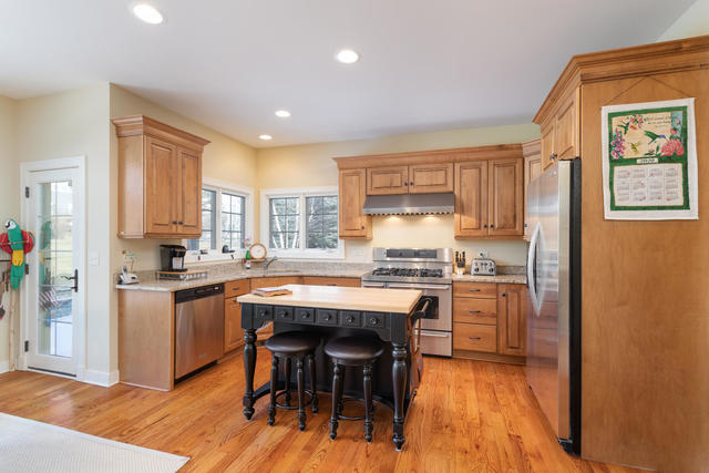 744 Pembridge Place Sugar Grove, IL 60554 - Photo 14 of 44