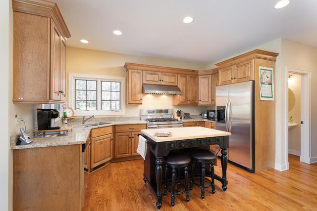 744 Pembridge Place Sugar Grove, IL 60554 - Photo 15 of 44